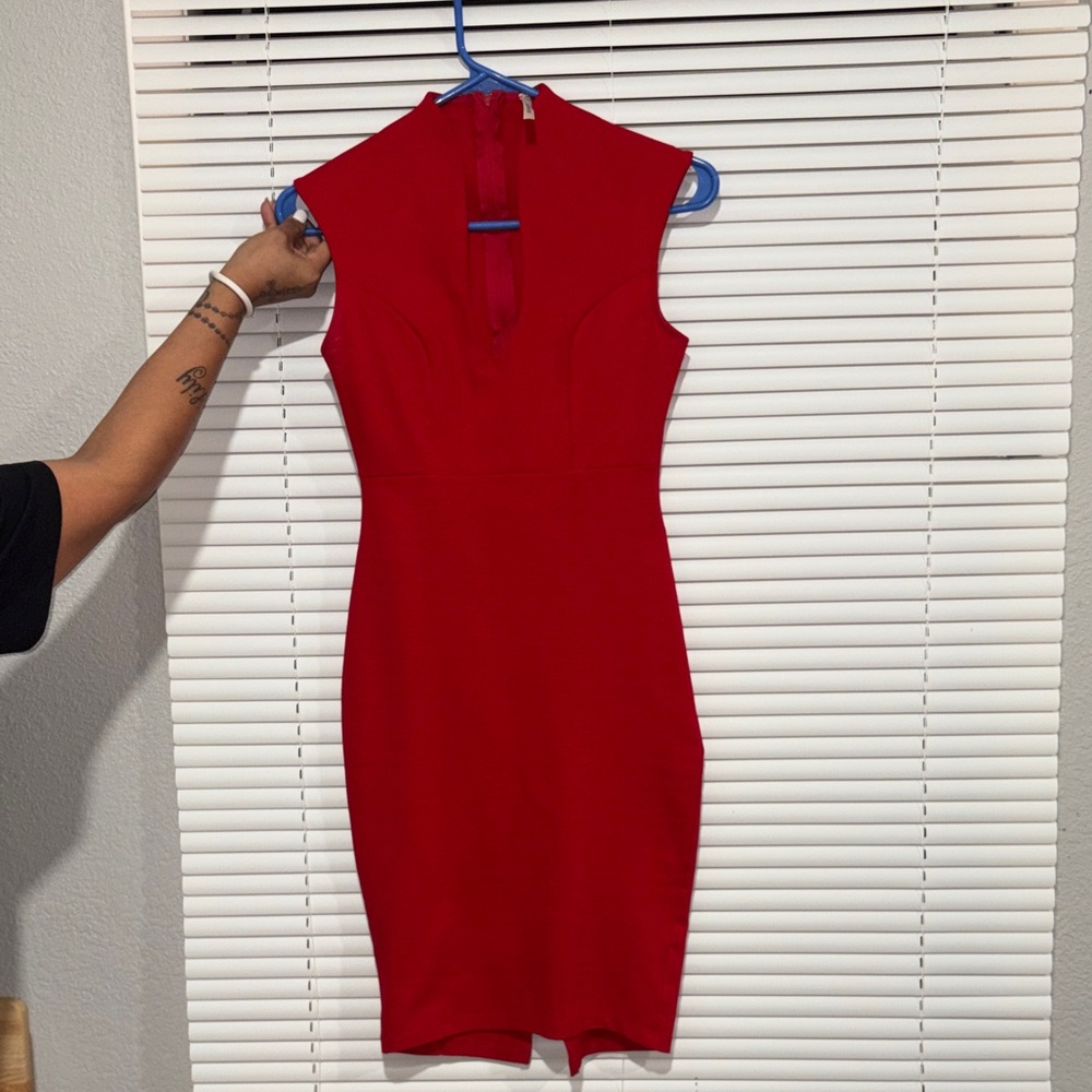 Chic Red Sleeveless Mini Dress